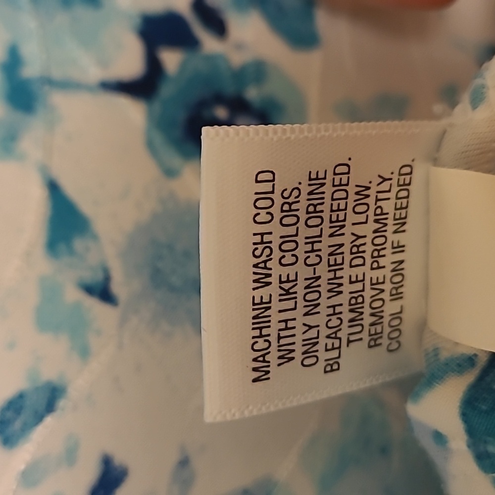 Croft & Barrow womens shirt medium - Picture 5 of 5
